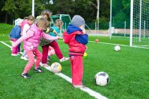 Finanţare pentru activităţi educative în afara sălilor de clasă