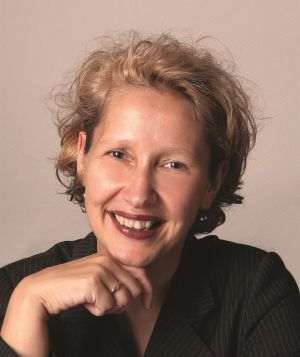 Bettina Schoen-Behanzin