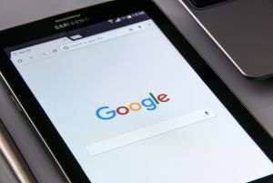 Google a avut unul dintre cele mai bune trimestre din istoria sa, cu afaceri de 65 miliarde dolari şi profit de aproape 19 miliarde