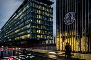 OMS monitorizează subvarianta Delta AY.4.2 a coronavirusului
