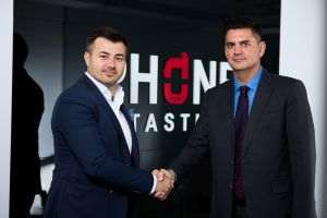 Bogdan Stroi şi Radu Pojoga, Phonetastic GSM