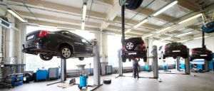 Echipamente esenţiale într-un atelier auto