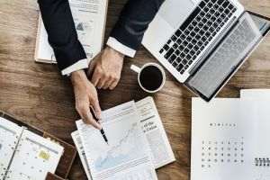 Valul din umbră al companiilor în dificultate - motiv de îngrijorare pentru economie