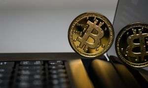 Mini ghid de investiţii în Bitcoin şi alte criptomonede