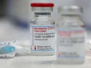 Germania promovează serul Moderna, considerat ''Rolls-Royce-ul vaccinurilor'', pentru a acoperi cererea de doze ''booster''