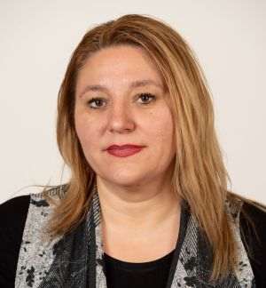 ''Românii trebuie să înveţe să fie uniţi''