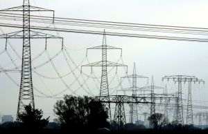 Statele Uniunii Europene se străduiesc să găsească un răspuns comun la explozia preţurilor energiei electrice