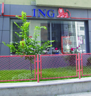 ING are pierderi de peste 3,7 miliarde de euro 