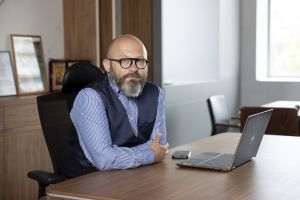 Liviu Stoleru pleacă din funcţia de director general al Cemacon