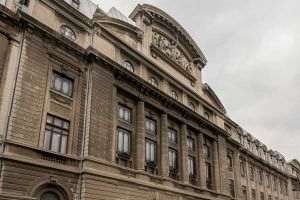 Universitatea din Bucureşti anunţă că a cumpărat imobilul care găzduieşte Facultatea de Limbi şi Literaturi Străine