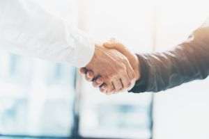 Vertiv încheie un parteneriat cu Tech Consortium pentru a conduce dezvoltarea celulelor de combustie cu emisii reduse de carbon pentru centrele de date
