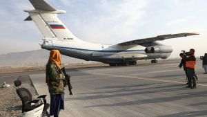 Rusia a evacuat pe cale aeriană circa 200 de persoane din Afganistan