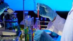 Omicron îmbunătăţeşte imunitatea neutralizantă împotriva variantei Delta