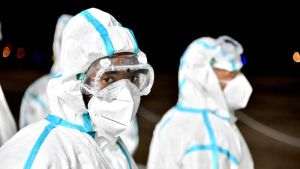 Valul Omicron a trecut peste Africa de Sud, fără a se înregistra o creştere semnificativă a deceselor