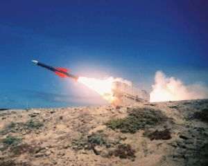 China îndeamnă Rusia şi SUA să-şi reducă arsenalele nucleare