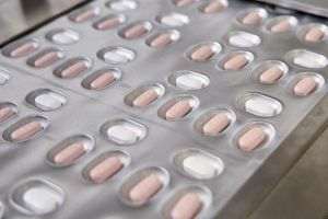 Canada autorizează pastila anti-COVID-19 de la Pfizer