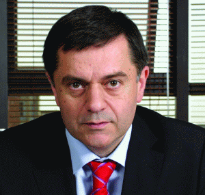 Ionuţ Costea, la şefia "Eximbank"