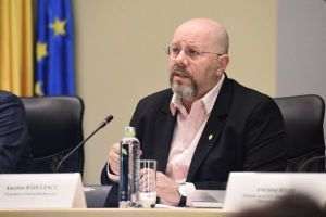 ''Nicuşor Dan, singurul vinovat pentru situaţia din Capitală''