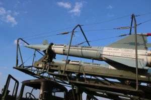 Letonia acuză Rusia că evită controlul armamentului