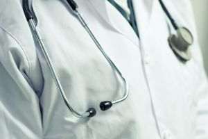 Peste 4.000 de medici de familie au încheiat contracte cu CNAS pentru testarea COVID-19
