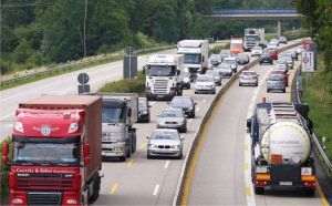 13 reguli din transporturi care vor influenţa preţurile în România