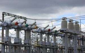 "E.ON şi Engie ar fi trebuit să fie temporar închise, însă procesele pentru anularea ordinelor ANPC vor dura minimum trei ani"
