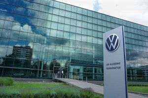 Volkswagen nu se aşteaptă ca deficitul global de semiconductori să se încheie în acest an