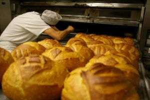 Zeci de sancţiuni pentru operatori din industria alimentară