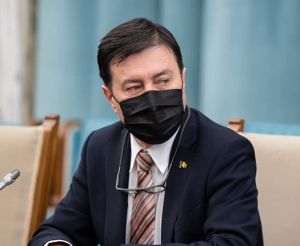 Florin Spătaru, ministrul Economiei: "Vreau ca cifra de afaceri din domeniul aeronauticii să fie în top 5 sau în minim top 10 al exportatorilor din ţara noastră. De aceea, trebuie să lucrăm la o strategie de ţară în domeniul aeronauticii, prin care să transmitem un mesaj unitar."