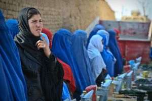 23 milioane de oameni suferă de foame acută în Afganistan