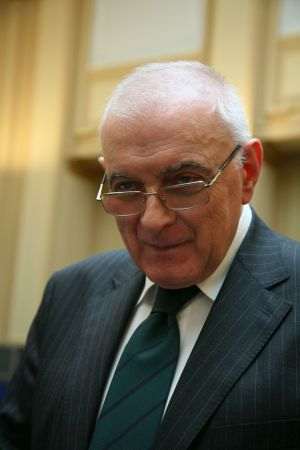 Adrian Vasilescu, consultant de strategie în cadrul BNR