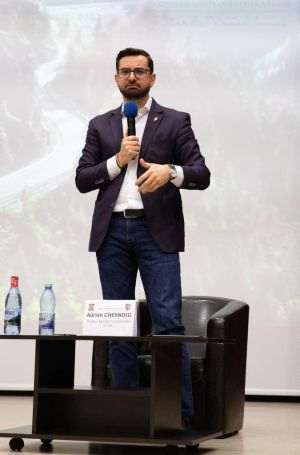 Adrian Chesnoiu, Ministrul Agriculturii şi Dezvoltării Rurale (Sursa foto: www.facebook.com/ Adrian Ionut Chesnoiu)