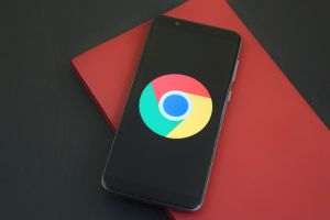 Google Chrome a ajuns la versiunea cu numărul 100