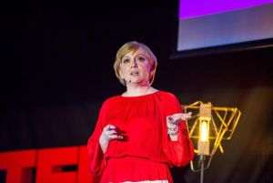 Emilia Şercan, jurnalistă (Sursa foto: www.facebook.com/ Emilia Şercan)