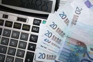 Euro n-are motive să se aprecieze faţă de leu, momentan