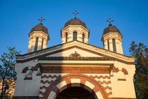 Mitropolia Ortodoxă a Moldovei, supusă Moscovei, condamnă războiul din Ucraina şi cheamă la pace