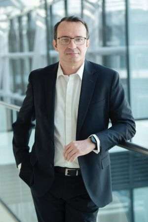  Liviu Purcărea, Director Vânzări si Dezvoltare Comercială BNP Paribas Personal Finance, Sucursala Bucureşti