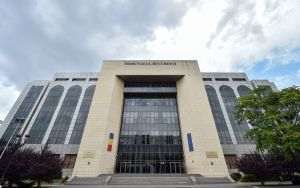 Tribunalul Bucureşti admite falimentul rafinăriei Steaua Română