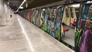 Metroul va avea program special de Paşte