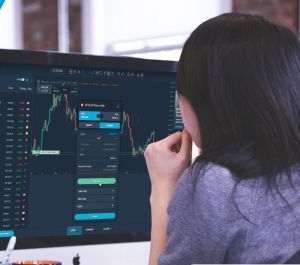 Bursa din Sri Lanka şi-a oprit tranzacţiile după o scădere de 12,6%