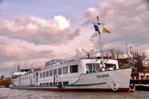 Nava MS Diana va oferi croaziere internaţionale pe Dunăre dedicate cetăţenilor