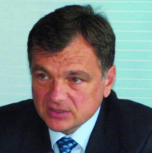 Laurenţiu Mitrache, preşedintele executiv al Bank Leumi România: "Suntem departe de a spune că am oprit creditarea".