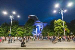 Publicul este interesat de cultură