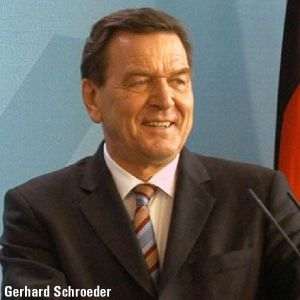 Gerhard Schröder, pe punctul de a-şi pierde privilegiile de fost cancelar din cauza legăturilor cu Rusia