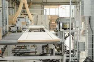 ROCA Industry a finalizat achiziţia pachetului de 70% din acţiunile Eco Euro Doors