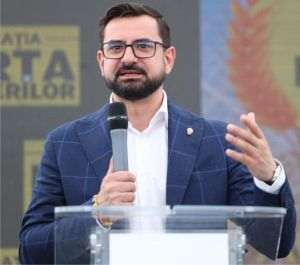 Adrian Chesnoiu, Ministrul Agriculturii