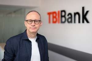 Lukas Tursa, TBI Bank
