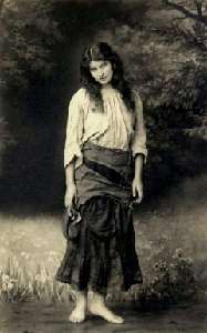 Rusaliile sunt identificate ca iele, in folclorul romanesc.Ielele sunt făpturi feminine supranaturale din mitologia românească, răspândite în superstiţii: fecioare zănatice, cu mare forţă de seducţie şi cu puteri magice, cumulând atributele Nimfelor, Naiadelor, Driadelor, întrucâtva şi ale Sirenelor.În Vechiul Testament, Rusaliile sunt, la început, o sărbătoare agricolă de bucurie a evreilor, în care se oferă pârgă din roadele pământului (Ex 23, 16; Num 28, 26; Lv 23, 16), numită şi "Sărbătoarea săptămânilor" Şavuot (Ex 34, 22; Lv 23, 15). Mai târziu, ajunge o aniversare a Legământului, care fusese încheiat la 50 de zile de la ieşirea din Egipt (Ex 19, 1-16), data la care Dumnezeu i-a dat lui Moise Tablele, Legea si Poruncile.Rusaliile creştine au si ele legătură cu Legământul, fiind o sărbătoare a încheierii lăuntrice a Noului Legământ al harului şi iubirii, prin coborârea Sfântului Duh. Rusaliile reprezintă şi consacrarea solemnă a Bisericii întemeiate de Iisus Hristos. Duhul Sfânt nu este dăruit numai Bisericii în ansamblu, ci şi fiecărui creştin în parte, cu darurile sale (cf. Gal 5, 22). Minunea Rusaliilor de la Ierusalim se continuă în Biserică, aducând rod în taina Sfântului Mir. De aceea, Rusaliile sunt şi o sărbătoare de mulţumire pentru harul Mirului. (Wikipedia)