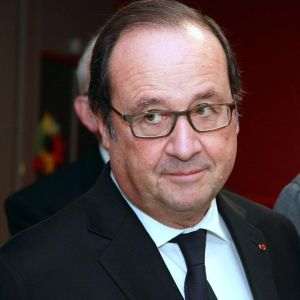 François Hollande urmează să publice în septembrie o carte despre Războiul din Ucraina