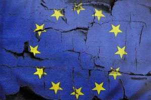 Intel cere UE o dobândă de 593 de milioane de euro după ce a câştigat în apel anularea unei amenzi de 1,06 miliarde de euro